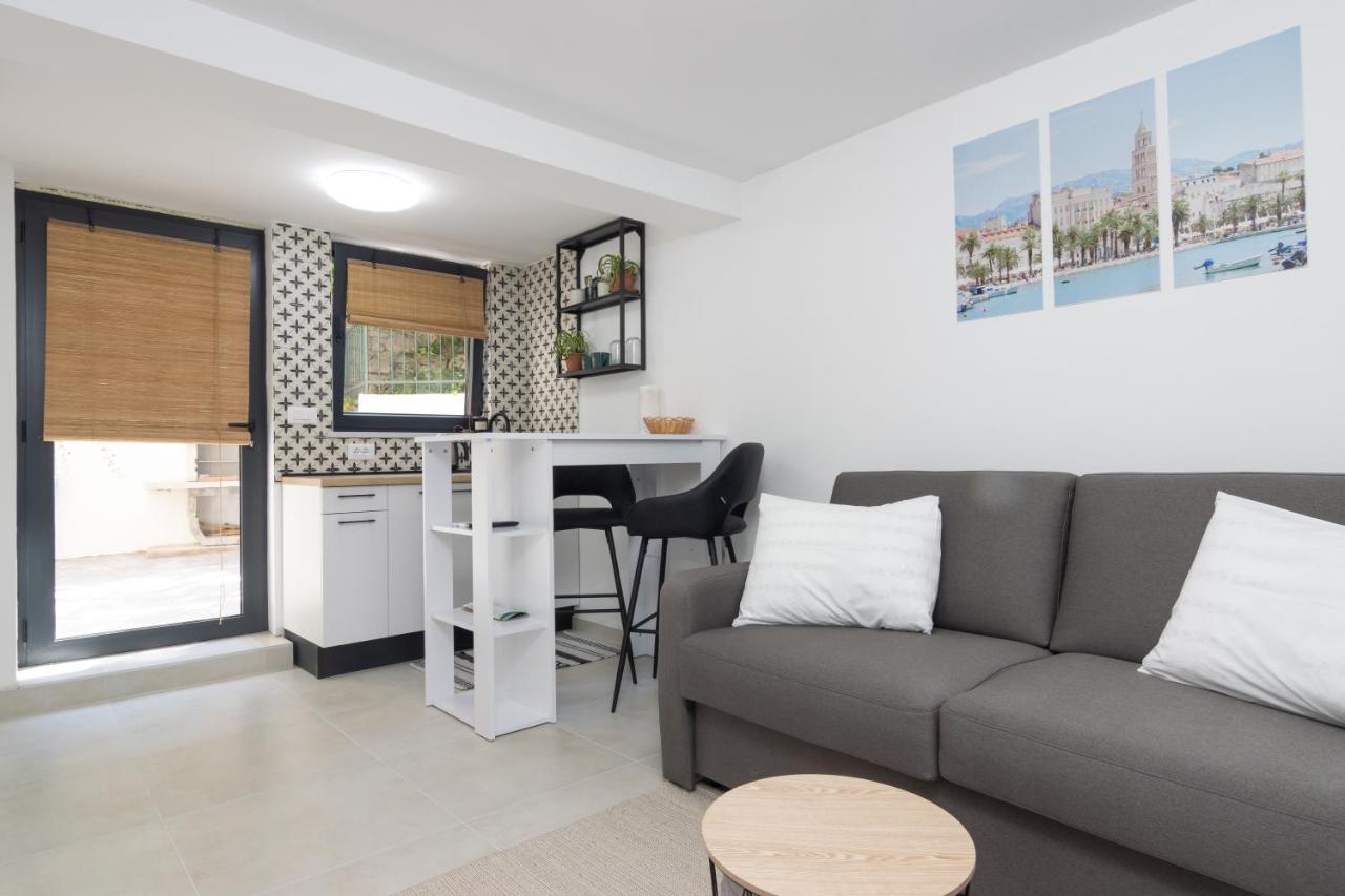 Studio Tina In Centar With Parking Split Extérieur photo