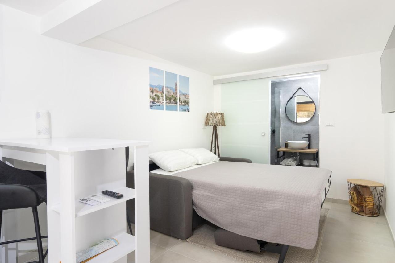 Studio Tina In Centar With Parking Split Extérieur photo